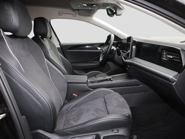 Volkswagen Passat 1.5 eTSI Business DSG Variant