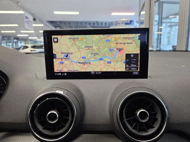 Audi Q2 Navi,Kamera,PDC,LED,Sitzheizung