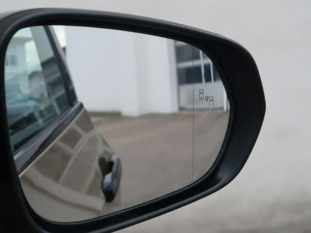 Lexus NX E-FOUR Overtrail