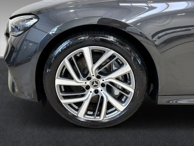 Mercedes-Benz E 450 4MATIC AVANTGARDE Sedan