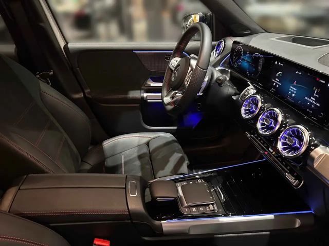 Mercedes-Benz EQB 300 4MATIC AMG Line