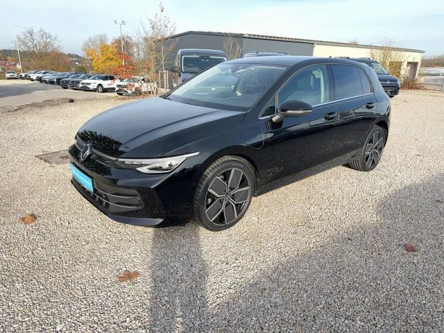 Volkswagen Golf Style eHybrid
