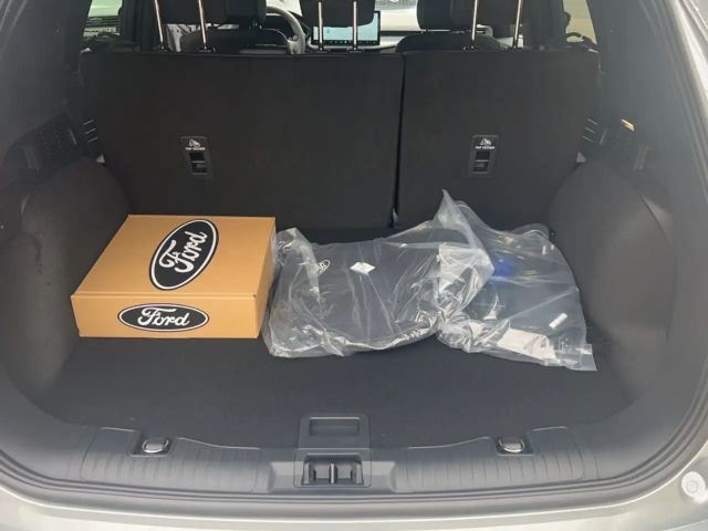 Ford Kuga Plug in Hybrid ST Line X