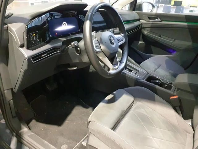 Volkswagen Golf DSG Style Variant