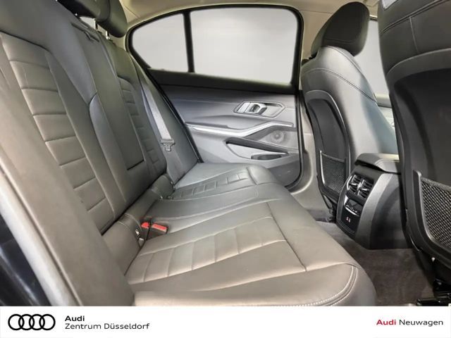 BMW 320 320e Advantage pakket Sedan