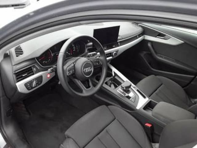 Audi A4 30 TDI Avant S-Tronic
