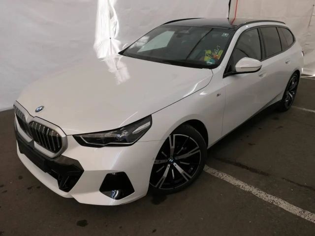 BMW 520 520d M-Sport Touring xDrive