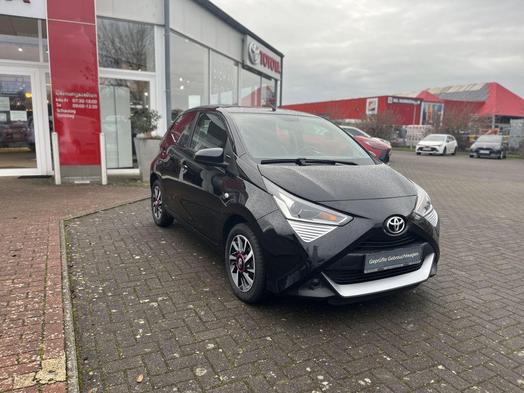 Toyota Aygo 5-deurs Play X-play