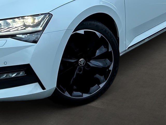 Skoda Superb 2.0 TDI Combi Sportline