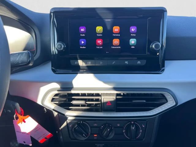 Seat Arona Reference