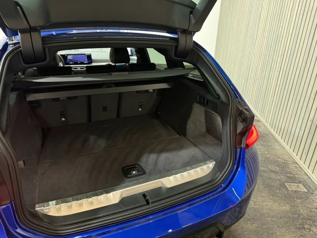 BMW 330 330e M-Sport Touring xDrive