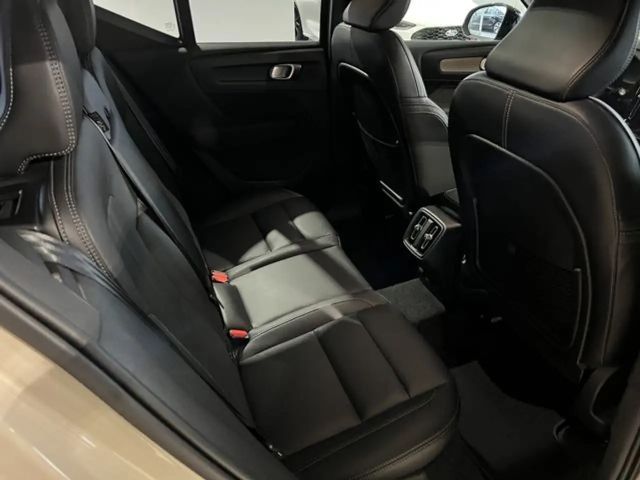 Volvo XC40 Dark Ultra