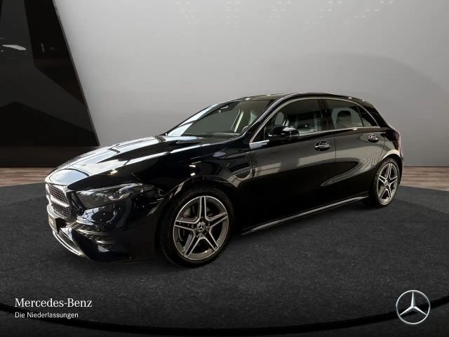 Mercedes-Benz A 220 A 220 d AMG Line