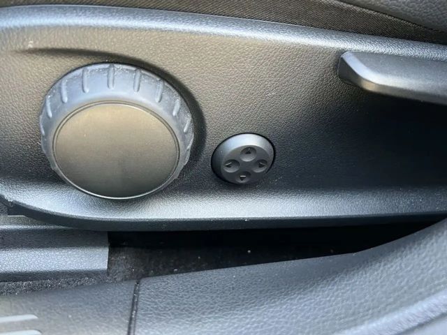 Mercedes-Benz A 180 A 180 d