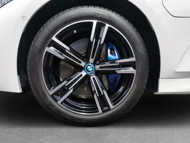 BMW 330 330e M-Sport Touring