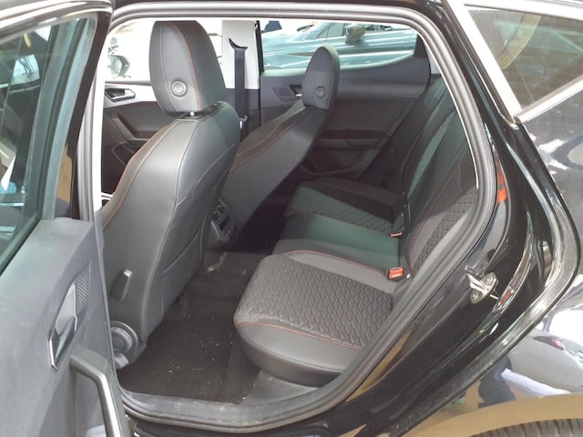 Seat Leon 1.5 eTSI DSG FR-lijn