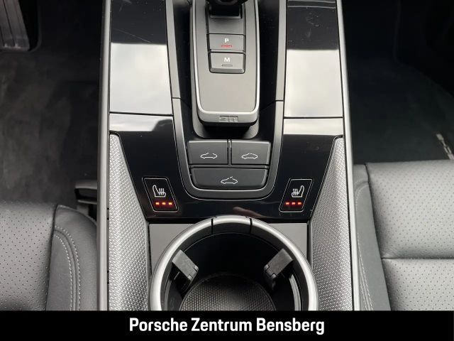 Porsche 992 Carrera Coupé