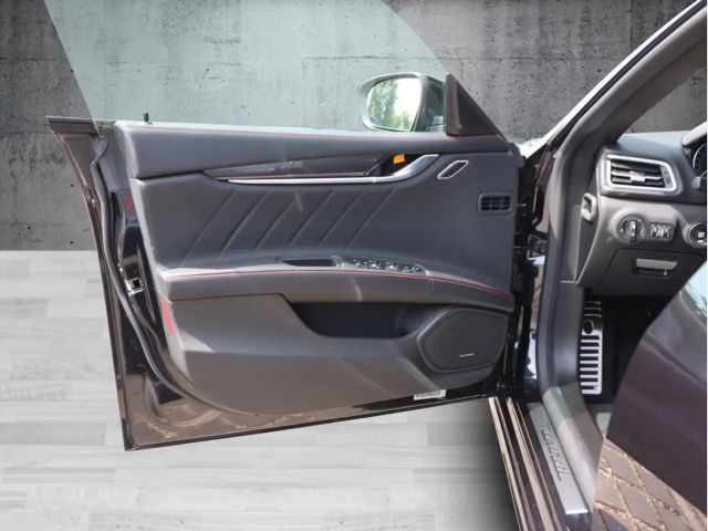 Maserati Ghibli Modena