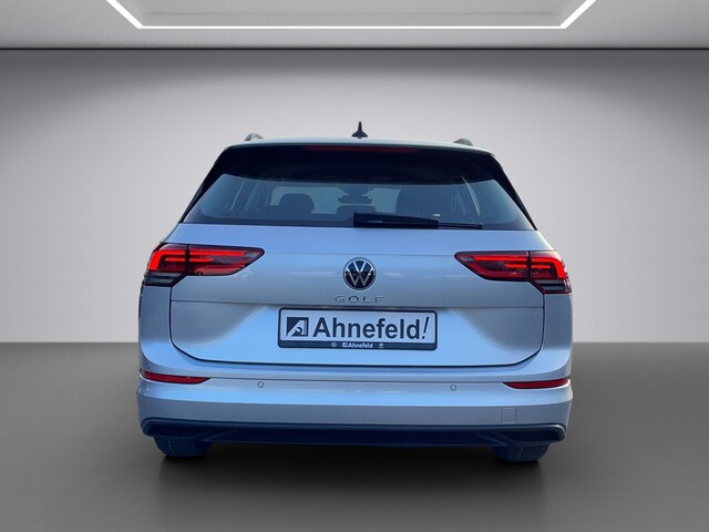 Volkswagen Golf Life Variant