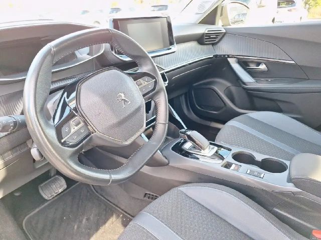 Peugeot E-2008 Allure Pack