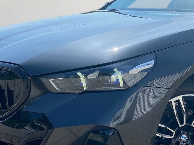 BMW 520 520d M-Sport Touring