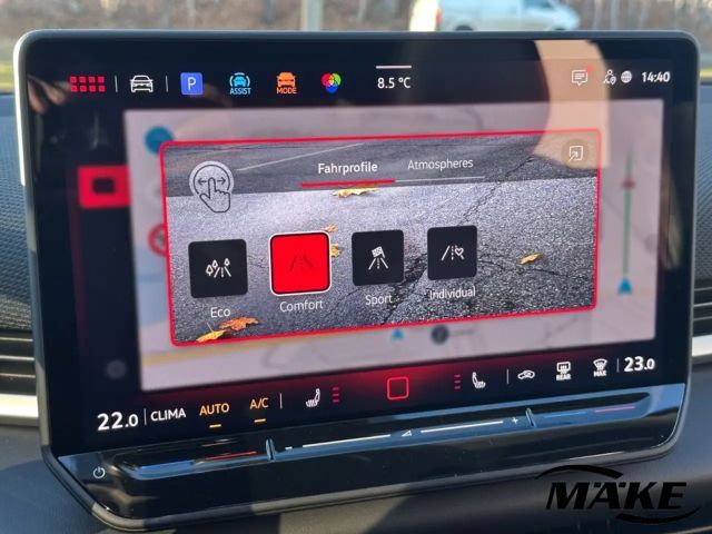 Volkswagen T-Roc 1.5 eTSI DSG R-Line