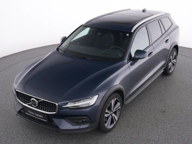 Volvo V60 Cross Country AWD Ultimate