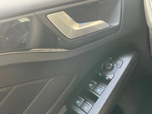 Ford Focus EcoBoost ST Line Wagon