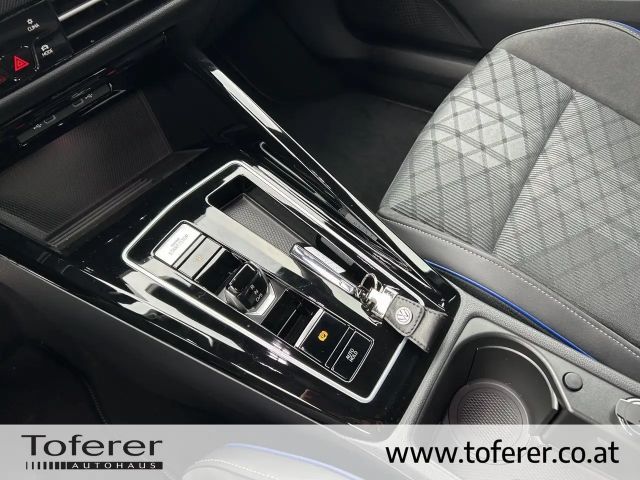 Volkswagen Golf DSG Sport