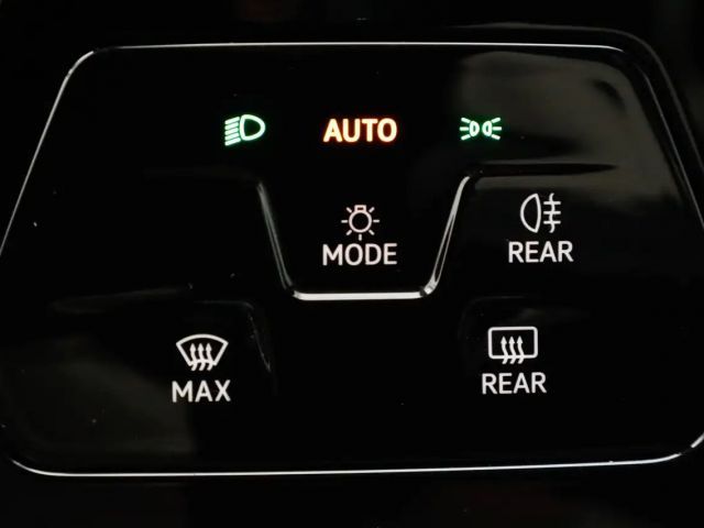 Volkswagen Golf 1.5 TSI