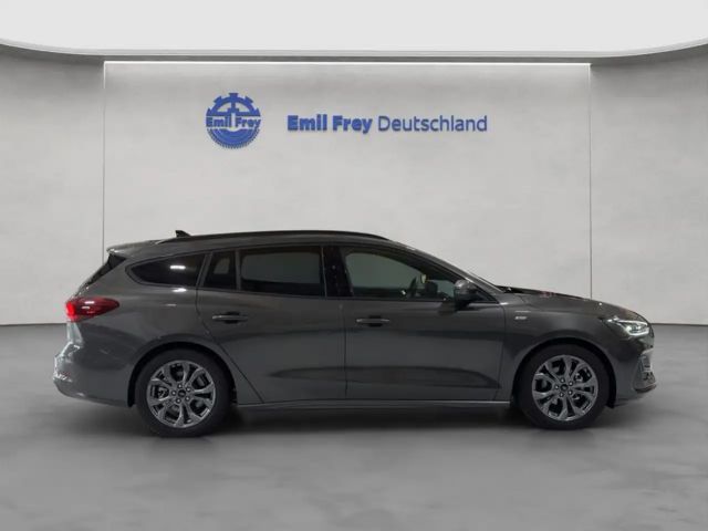 Ford Focus ST Line Wagon