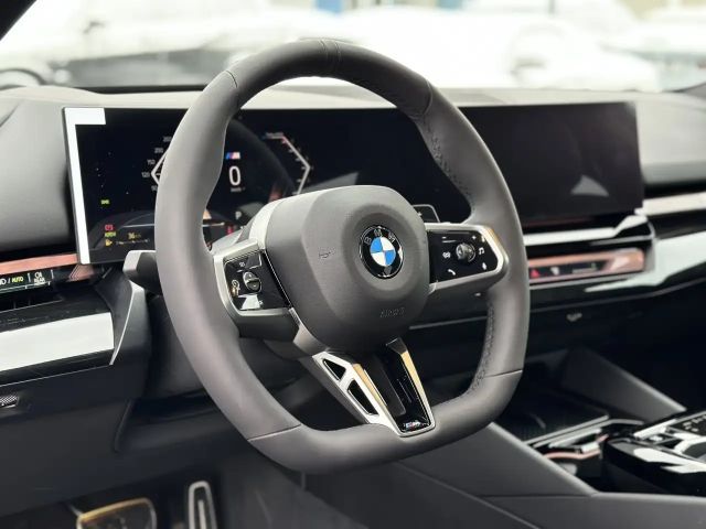 BMW 520 520i M-Sport Touring