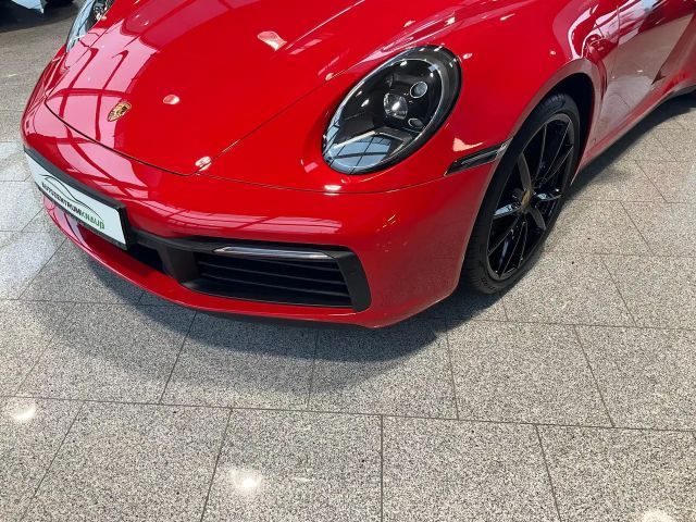 Porsche 992 4 Carrera Coupé