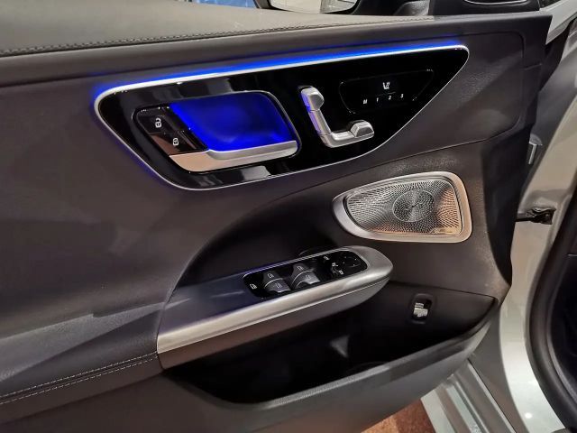 Mercedes-Benz C 300 4MATIC AMG Line