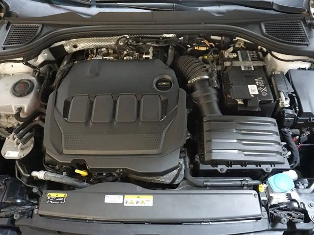 Volkswagen Golf 2.0 TDI DSG Style