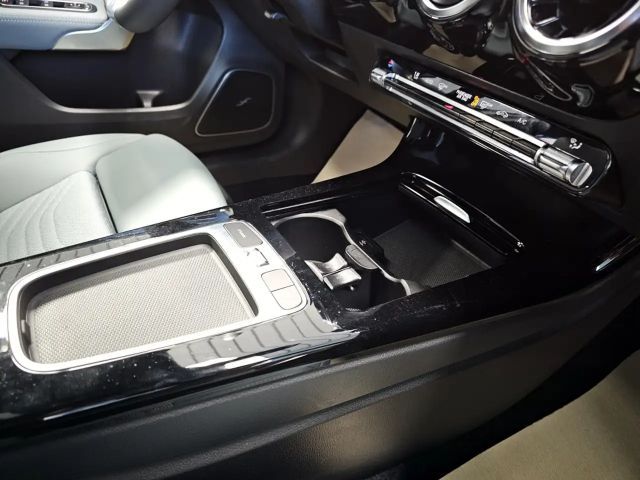 Mercedes-Benz A 200 Progressive