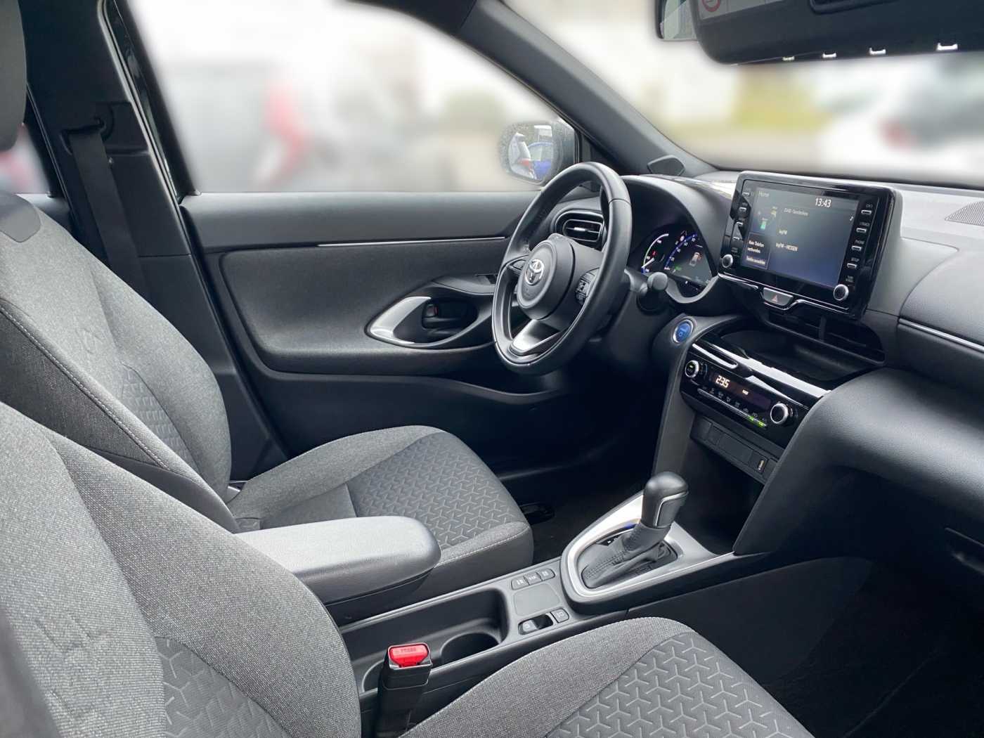 Toyota Yaris Cross 5-deurs Team D