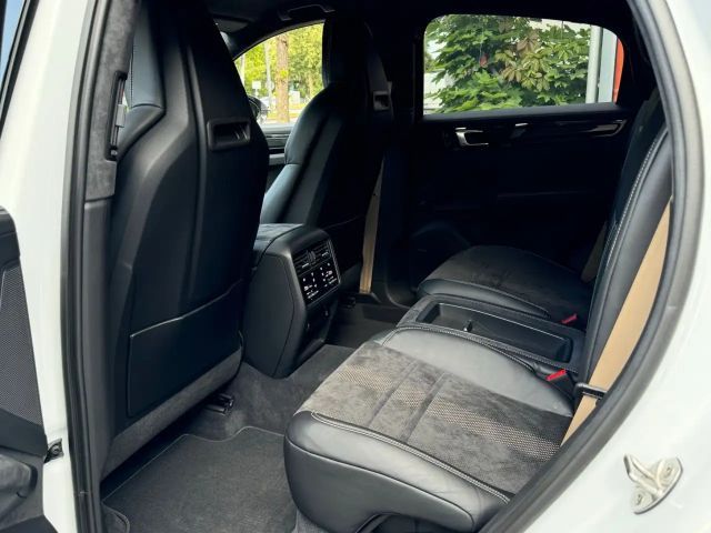 Porsche Cayenne Turbo