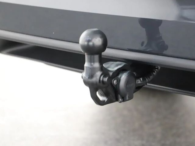 Volkswagen Golf Business DSG Variant