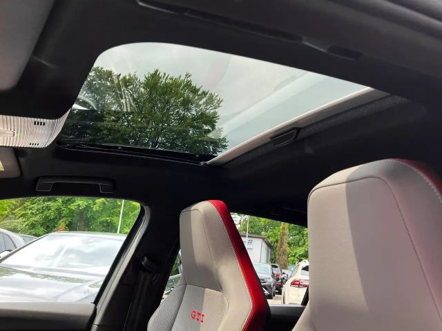 Volkswagen Golf DSG GTI