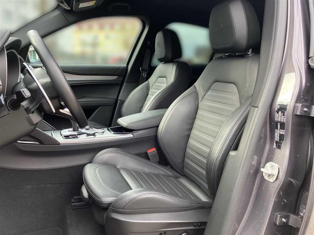 Alfa Romeo Stelvio Q4 Veloce