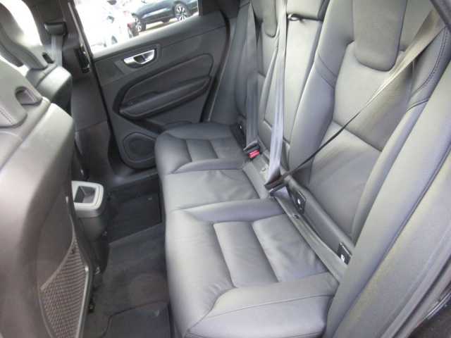 Volvo XC60 AWD Dark Plus