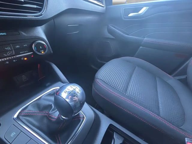 Ford Kuga EcoBoost ST Line