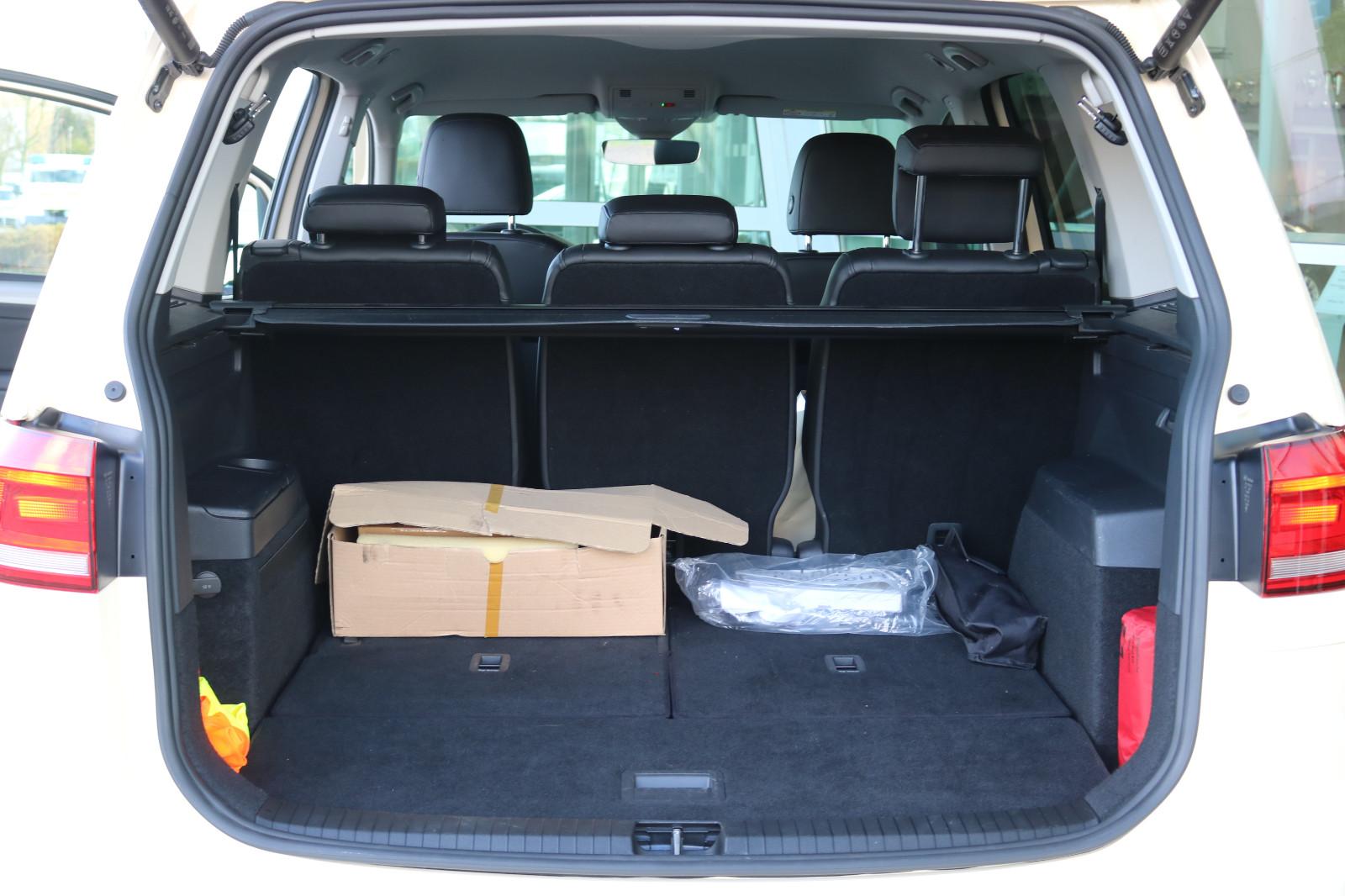 Volkswagen Touran 2.0 TDI Comfortline DSG