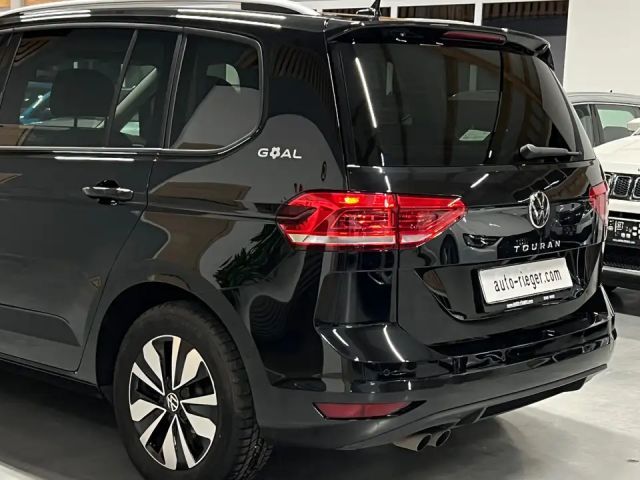 Volkswagen Touran Comfortline DSG IQ.Drive