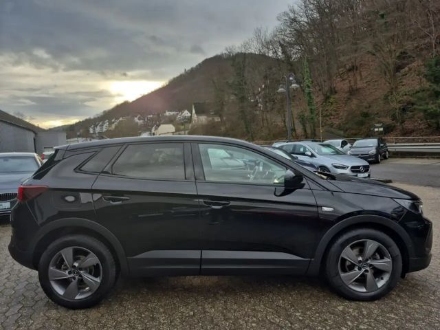 Opel Grandland X Business Edition