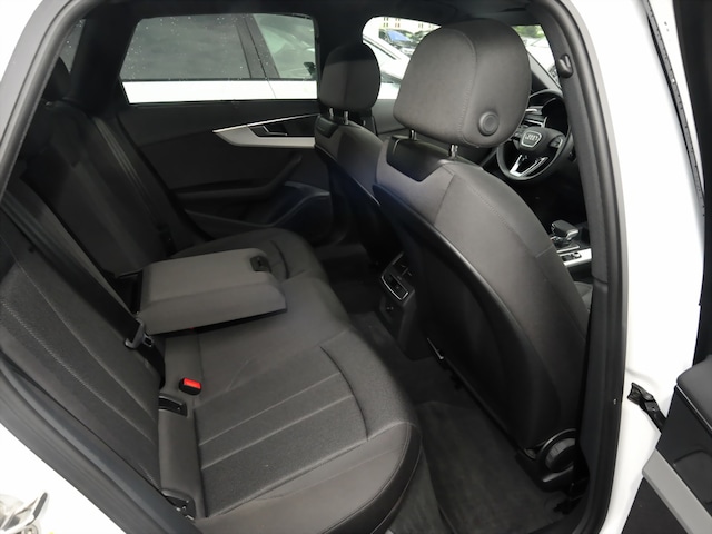 Audi A4 45 TFSI Avant Quattro S-Line S-Tronic
