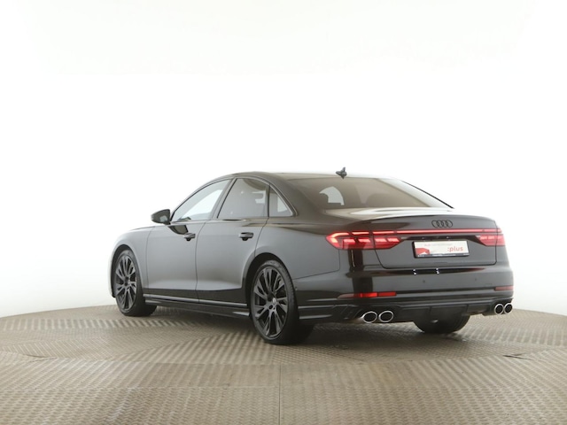 Audi S8 Quattro