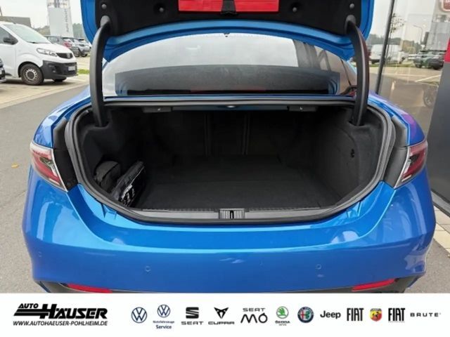 Alfa Romeo Giulia Q4 Turbo Veloce