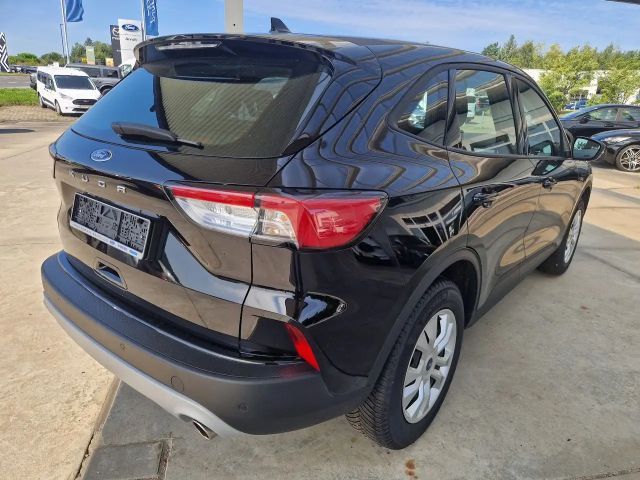 Ford Kuga Cool & Connect